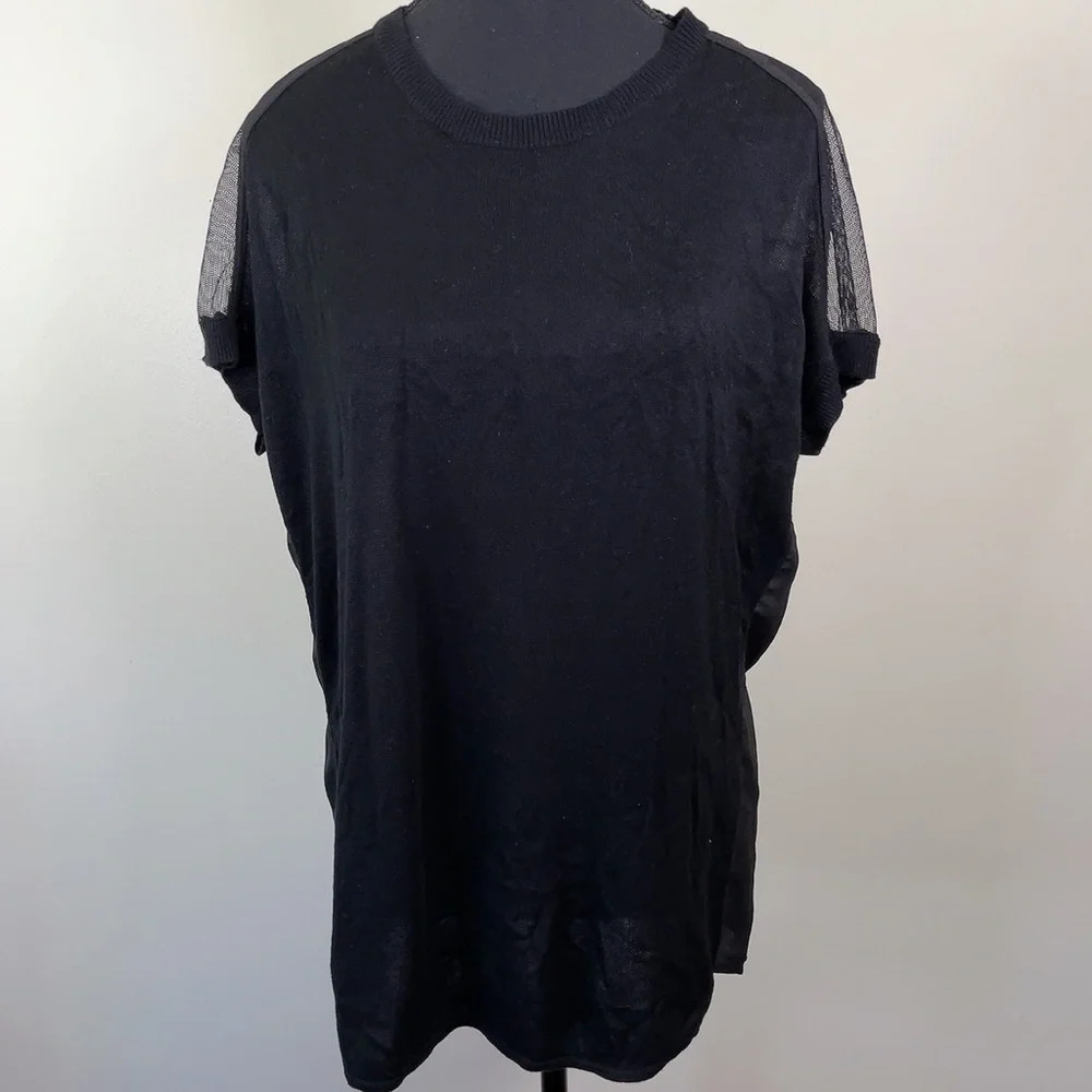 🌟✨2 for $30 ✨🌟 John + Jenn Mesh Shoulder Short Sleeve T-shirt